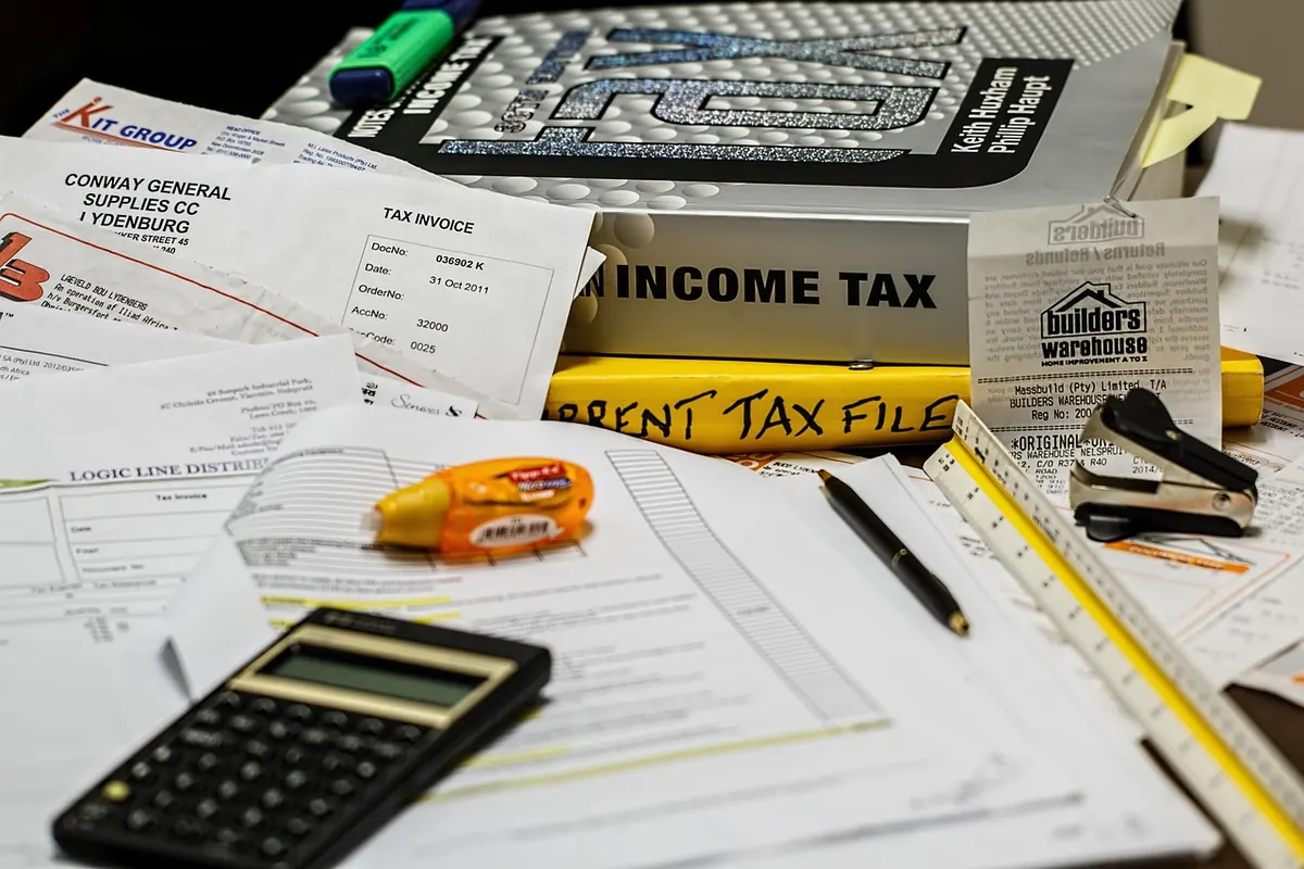 How to Handle UK Taxes as a Digital Nomad